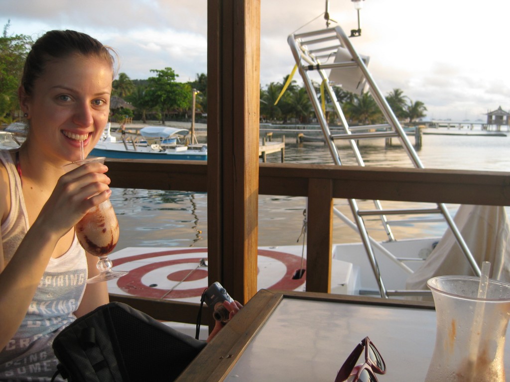 What's the Deal With All the Power Outages? - We LOVE Roatan Blog!!